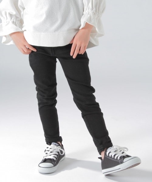 BAYFLOW（ベイフロー）の「BAYFLOW／[KIDS]ベーシックスキニーデニム 18SS（デニムパンツ・キッズ・ライトブルー/インディゴブルー/オフホワイト/ブラック/サックスブルー・X-LARGE/MEDIUM/LARGE/SMALL/XX-LARGE）」の2枚目の写真