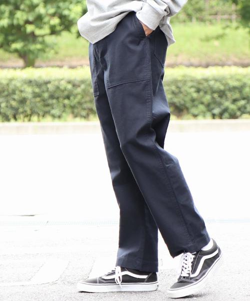 coen(コーエン)の「バックサテンベイカーテーパードパンツ(その他パンツ・メンズ・オリーブ/ネイビー・SMALL/MEDIUM/LARGE/X-LARGE)」の2枚目の写真