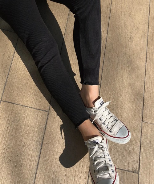 meJane（ミージェーン）の「裾メローリブテレコレギンス（レギンス/スパッツ・レディース・チャコールグレー/ブラック/ベージュ/オフホワイト/グレー/モカ・150-160cm/150-155cm/160-165cm/170-175cm）」の11枚目の写真