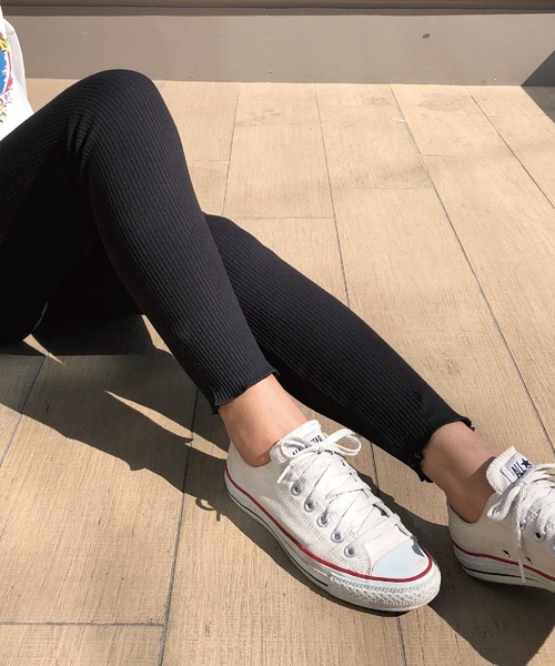 meJane（ミージェーン）の「裾メローリブテレコレギンス（レギンス/スパッツ・レディース・チャコールグレー/ブラック/ベージュ/オフホワイト/グレー/モカ・150-160cm/150-155cm/160-165cm/170-175cm）」の12枚目の写真