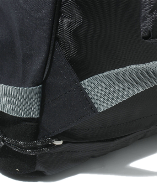 PORTER（ポーター）の「PORTER SUNRAIN DAY PACK LARGE ＜B印 YOSHIDA SELECT＞ （バックパック/リュック・メンズ・オフホワイト/ブラック/オレンジ/ブルー系その他・ONE SIZE）」の8枚目の写真