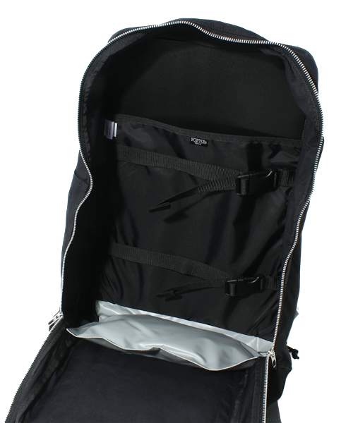 PORTER（ポーター）の「PORTER SUNRAIN DAY PACK LARGE ＜B印 YOSHIDA SELECT＞ （バックパック/リュック・メンズ・オフホワイト/ブラック/オレンジ/ブルー系その他・ONE SIZE）」の11枚目の写真