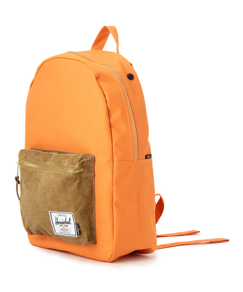 BEAMS（ビームス）の「□Herschel×BEAMS / 別注 “SETTLEMENT”（バックパック/リュック・メンズ・オリーブ/オレンジ/カモフラージュ・ONE SIZE）」の4枚目の写真