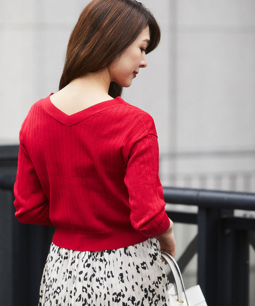 12Twelve Agenda（トゥエルブ　アジェンダ）の「Vネックリブショートカーディガン（カーディガン/ボレロ・レディース・オフホワイト/ネイビー/レッド/ブルー/ブラウン/マスタード・M）」の11枚目の写真