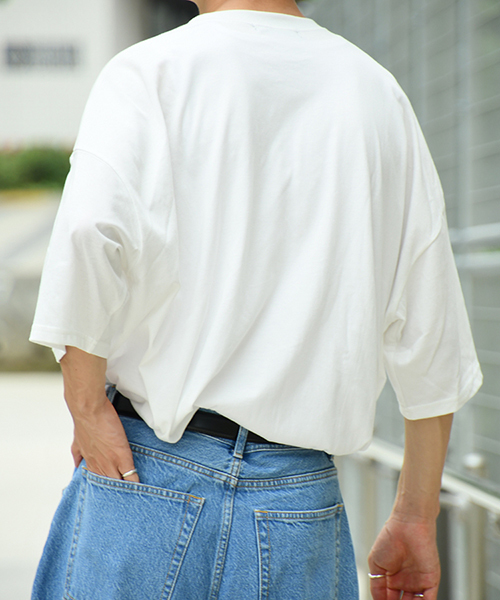 kutir（クティール）の「レトロカープリントＴシャツ（Tシャツ/カットソー・メンズ・ホワイト/ブラック/ベージュ・MEDIUM/LARGE）」の8枚目の写真