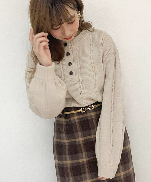 apres jour(アプレジュール)の「ヘンリーケーブルニット【ZOZOTOWN限定アイテム】(ニット/セーター・レディース・ベージュ/ボルドー/モカ/スモークピンク・フリー)」の15枚目の写真