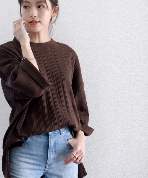 classicalelf(クラシカルエルフ)の「ランダムリブ ミドル丈無地クルーネックビッグTシャツ(半袖)(Tシャツ/カットソー・レディース・チャコール/ブラウン/ブラック/ベージュ/ホワイト・X-LARGE/XX-LARGE/MEDIUM/LARGE)」の19枚目の写真