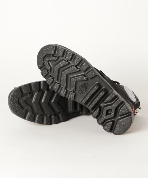 PALLADIUM（パラディウム）の「PALLADIUM/パラディウム PAMPA LITE OVERLAB/パンパ ライト オーバーラボ（スニーカー・メンズ・レッド/ホワイト/ブルー/ブラック×ブラック・26cm/27.5cm/27cm/24.5cm/28cm/25cm/24cm/23.5cm/23cm/25.5cm/26.5cm/22.5cm）」の10枚目の写真