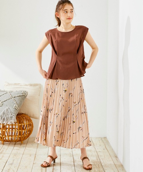 12Twelve Agenda（トゥエルブ　アジェンダ）の「ウエストタックフレンチスリーブブラウス（シャツ/ブラウス・レディース・ブラウン/グリーン/ネイビー・M）」の12枚目の写真