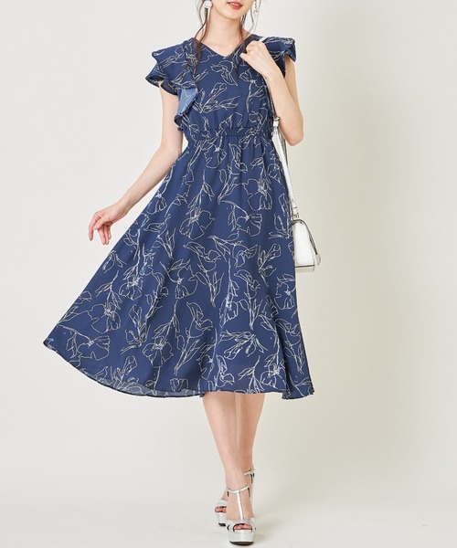 tocco closet(トッコ クローゼット)の「ラッフルフリルラインフラワーVネックワンピース(ワンピース・レディース・アイボリー/ネイビー/ブラック・M)」の22枚目の写真