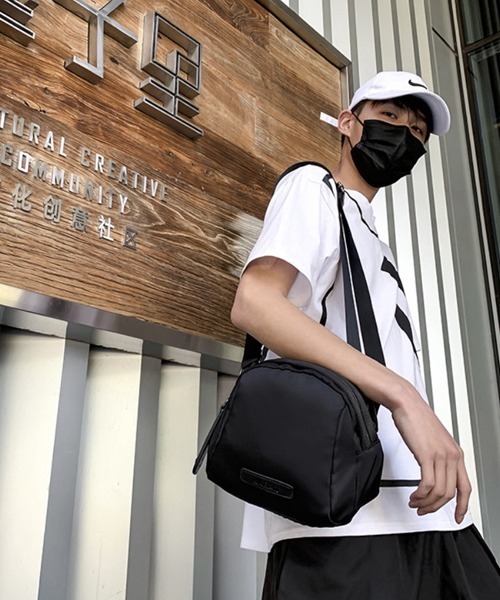 WESTBOY（ウエストボーイ）の「【WB ORIGINALS】Round silhouette shoulder back（ショルダーバッグ・メンズ・ブラック・FREE）」の7枚目の写真