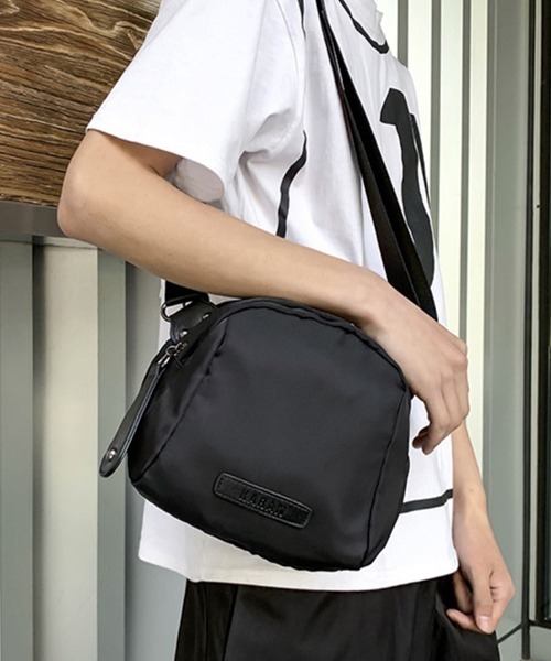 WESTBOY（ウエストボーイ）の「【WB ORIGINALS】Round silhouette shoulder back（ショルダーバッグ・メンズ・ブラック・FREE）」の20枚目の写真