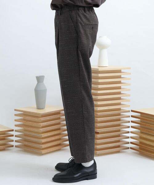 SENSE OF PLACE by URBAN RESEARCH(センスオブプレイスバイアーバンリサーチ)の「チェックテーパードパンツ B(その他パンツ・メンズ・ブラック/ネイビー・MEDIUM/LARGE)」の11枚目の写真