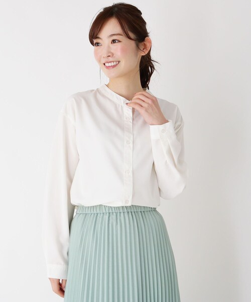 pink adobe(ピンクアドベ)の「◆【M-3L】バンドカラーシャツ(シャツ/ブラウス・レディース・チャコールグレー/ライトグレー/オフホワイト/ベビーピンク/ホワイト系8・44/40/38/42)」の2枚目の写真