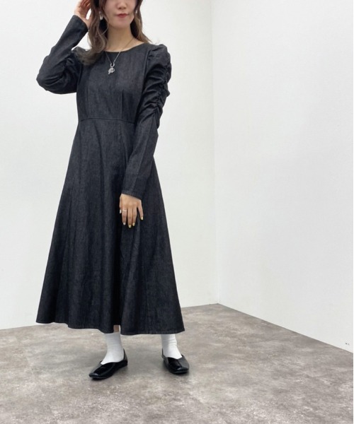 apres jour mignon（アプレジュールミニョン）の「デニムフレアワンピース【ZOZOTOWN限定アイテム】（ワンピース・レディース・ブラック/インディゴブルー・フリー/X-LARGE）」の22枚目の写真