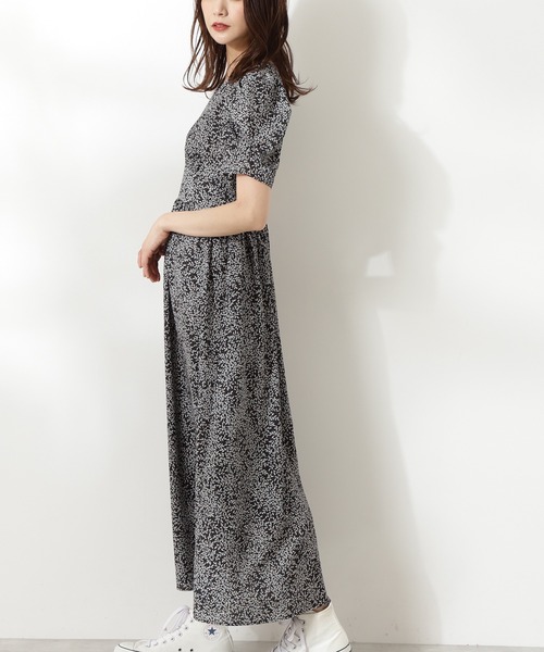 N.(N. Natural Beauty Basic)(エヌエヌナチュラルビューティーベーシック)の「【追加生産】【S Size Line】◆プリントパワーショルダーワンピース(ワンピース・レディース・ホワイト/ブラック/ブルー・SMALL/MEDIUM)」の14枚目の写真