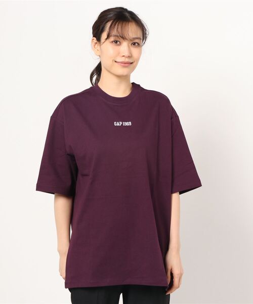 GAP（ギャップ）の「Gapロゴ クルーネックtシャツ（Tシャツ/カットソー・レディース・ライトブルー/イエロー/レッド/ワイン・S/XS/M/L/XXS）」の20枚目の写真