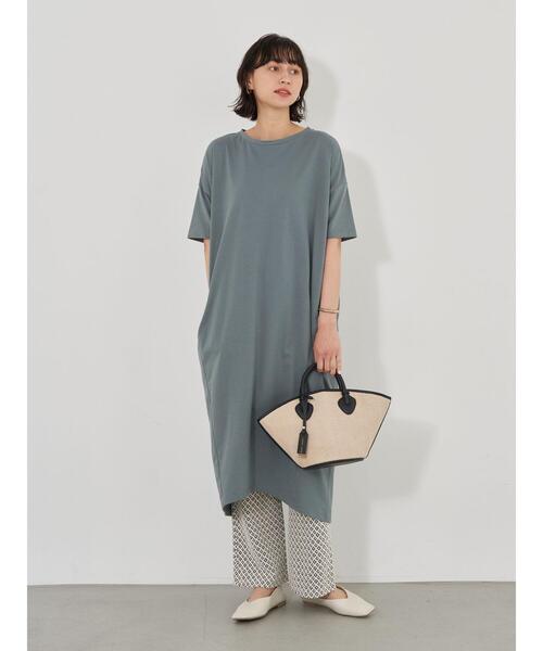 earth music&ecology（アースミュージックアンドエコロジー）の「バックスリットコクーンカットワンピース　＊（ワンピース・レディース・ブラック/ピンク/ダークブラウン/グレイッシュベージュ/グリーン・FREE）」の10枚目の写真