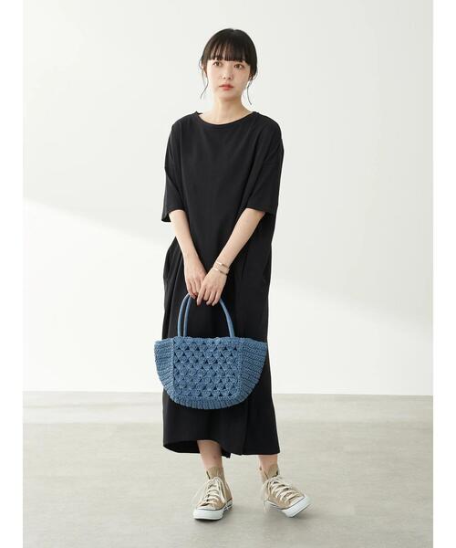 earth music&ecology（アースミュージックアンドエコロジー）の「バックスリットコクーンカットワンピース　＊（ワンピース・レディース・ブラック/ピンク/ダークブラウン/グレイッシュベージュ/グリーン・FREE）」の20枚目の写真