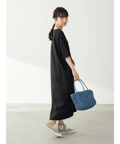 earth music&ecology（アースミュージックアンドエコロジー）の「バックスリットコクーンカットワンピース　＊（ワンピース・レディース・ブラック/ピンク/ダークブラウン/グレイッシュベージュ/グリーン・FREE）」の21枚目の写真