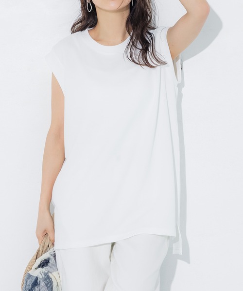 coca（coca）（コカ）の「エンボスノースリトップス（タンクトップ・レディース・ブラック/ダークベージュ/ホワイト/ネイビー/ライトグレー・L/M）」の2枚目の写真