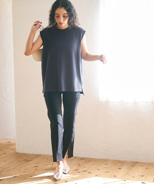 coca（coca）（コカ）の「エンボスノースリトップス（タンクトップ・レディース・ブラック/ダークベージュ/ホワイト/ネイビー/ライトグレー・L/M）」の21枚目の写真