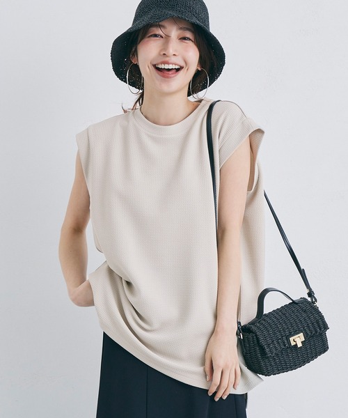 coca（coca）（コカ）の「エンボスノースリトップス（タンクトップ・レディース・ブラック/ダークベージュ/ホワイト/ネイビー/ライトグレー・L/M）」の14枚目の写真