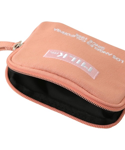 MILKFED.（ミルクフェド）の「EMBROIDERED BAR PASS HOLDER（パスケース・レディース・ホワイト/ブラック/ベージュ/レッド/ライトパープル/ライトピンク/ネイビー/A/B・ONE SIZE）」の12枚目の写真