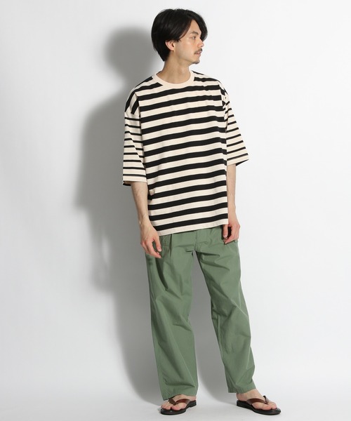 niko and...(ニコアンド)の「ピッチ違いボーダーTシャツ(Tシャツ/カットソー・メンズ・ブルー/アイボリー/ネイビー・MEDIUM/LARGE)」の4枚目の写真