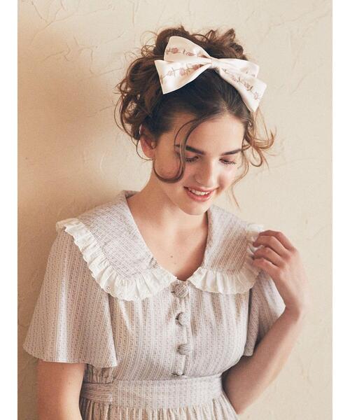 Maison de FLEUR（メゾンドフルール）の「ローズリボン刺繍