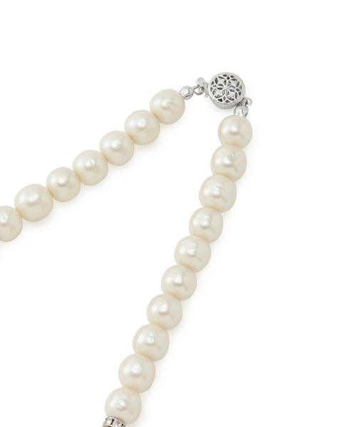 MADEMOISELLE ROPE'（マドモアゼル ロペ）の「クラシックガラスパールネックレス（ネックレス・レディース・シルバー・FREE）」の3枚目の写真