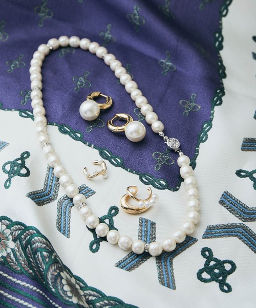 MADEMOISELLE ROPE'（マドモアゼル ロペ）の「クラシックガラスパールネックレス（ネックレス・レディース・シルバー・FREE）」の7枚目の写真