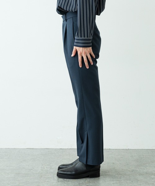 Lui's（ルイス）の「【高密度ウールギャバ 2×2セットアップシリーズ】 スリットフレアパンツ（スラックス・メンズ・グレー/ネイビー・SMALL/MEDIUM）」の9枚目の写真