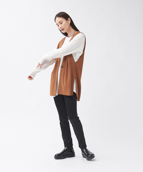 qualite(カリテ)の「サテンストレッチスリムパンツ(その他パンツ・レディース・アイボリー/ブラック・36/38/40)」の11枚目の写真