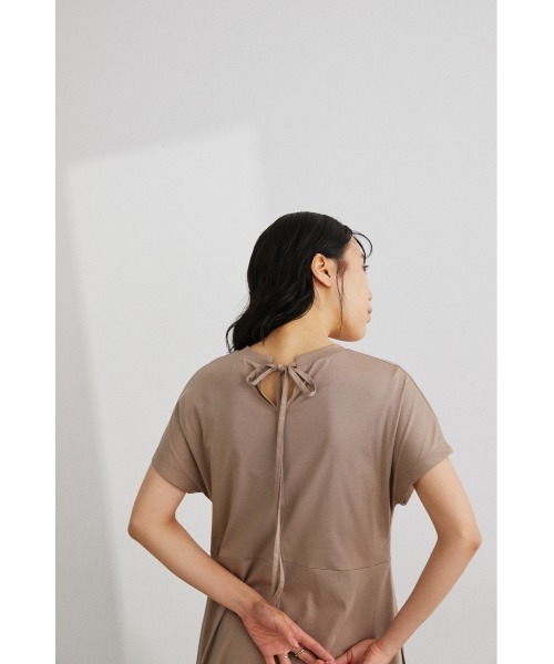STYLEMIXER(スタイルミキサー)の「フレアカットワンピース(ワンピース・レディース・ブラック/レッド/ライトブラウン・SMALL/MEDIUM)」の7枚目の写真