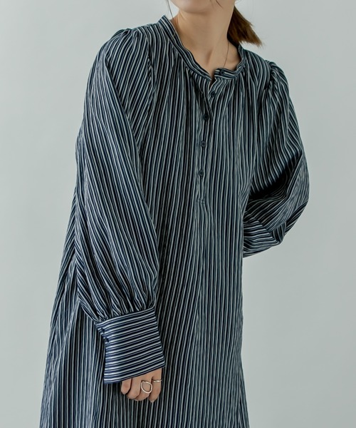 mystic（ミスティック）の「ストライプシャツワンピース（ワンピース・レディース・ネイビー/ピンク/オレンジ・FREE）」の4枚目の写真