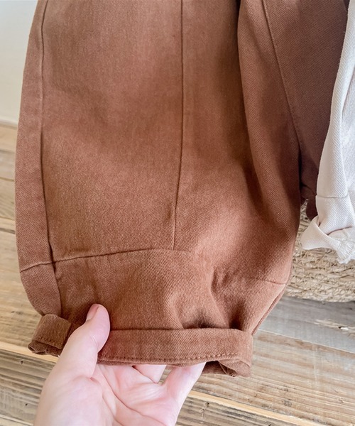 aimoha(アイモハ)の「【aimoha-KIDS-】子供服 切り替えカーゴチノパンツ(チノパンツ・キッズ・ブラウン/ベージュ・130/110/100/90/80/120)」の6枚目の写真