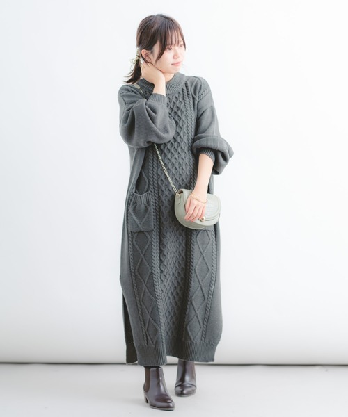 Wordtrobe（ワードトローブ）の「【wordtrobe】アクリルバルキー ケーブル切替 ニットワンピース（ワンピース・レディース・ホワイト/チャコールグレー/ベージュ・FREE）」の16枚目の写真