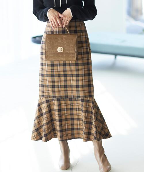 INGNI（イング）の「チェック柄マーメイドスカート（スカート・レディース・ブラウン系その他2/ベージュ系4/ネイビー系2/ブラウン系9・FREE）」の4枚目の写真