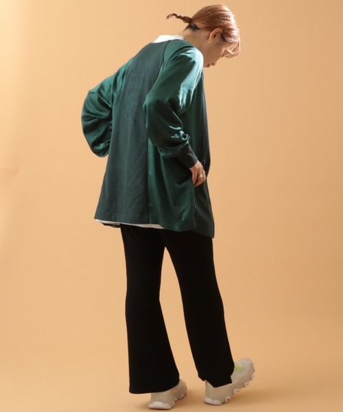 AVIREX（アヴィレックス）の「VINTAGE SATIN RAGLAN SHIRT/ ヴィンテージサテン ラグランシャツ（カーディガン/ボレロ・レディース・ピンク/グリーン・FREE）」の13枚目の写真