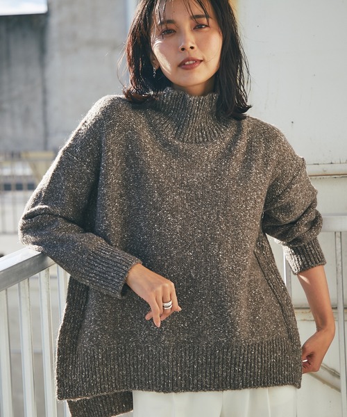 RIVE DROITE（リヴドロワ）の「オーバーシルエットに大人の余裕を感じる　MIXヤーンハイネックニット（ニット/セーター・レディース・ブラウン/ベージュ系その他・FREE）」の11枚目の写真