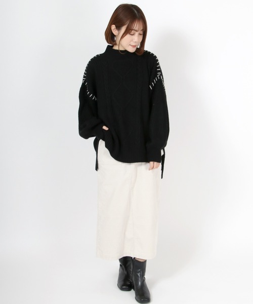 Salong hameu（サロン ハミュー）の「ハンドステッチ ハイネック ボリュームスリーブケーブルニット（ニット/セーター・レディース・ベージュ/ブラック/モカ/グレイッシュベージュ・M）」の11枚目の写真