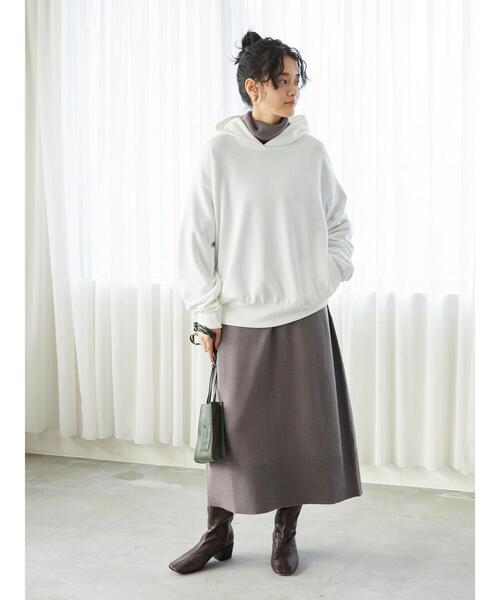 AMERICAN HOLIC（アメリカンホリック）の「フード付き裏起毛パーカー（Tシャツ/カットソー・レディース・チャコールグレー/オフホワイト/ボルドー/ライトベージュ・M/L）」の21枚目の写真