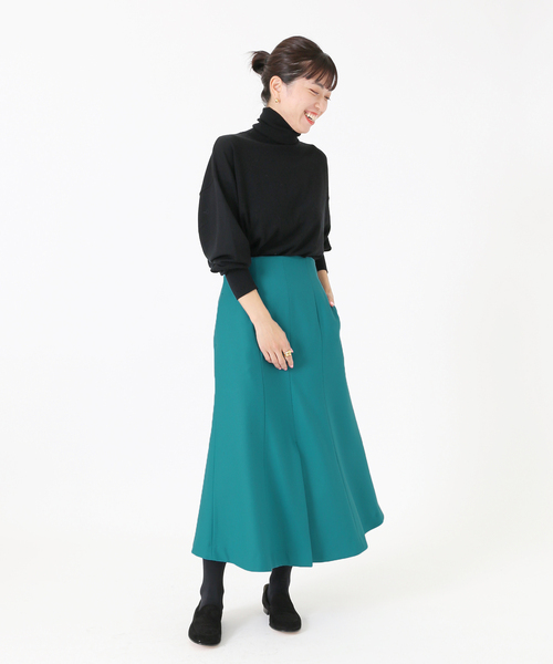 VERMEIL par iena(ヴェルメイユパーイエナ)の「ウールフラノ前スリットスカート◆(スカート・レディース・ホワイト/ブルー/ブラック・40/38/36)」の21枚目の写真