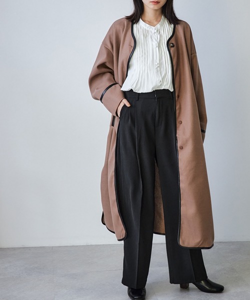 ECRIRE（エクリール）の「キルトライナー付きパイピングノーカラーロングコートセット（ノーカラーコート・レディース・ブラック/ブラウン/カーキ/アイボリー・M）」の16枚目の写真