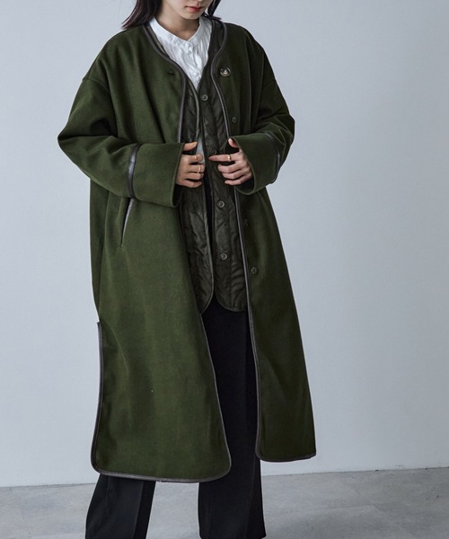 ECRIRE（エクリール）の「キルトライナー付きパイピングノーカラーロングコートセット（ノーカラーコート・レディース・ブラック/ブラウン/カーキ/アイボリー・M）」の22枚目の写真