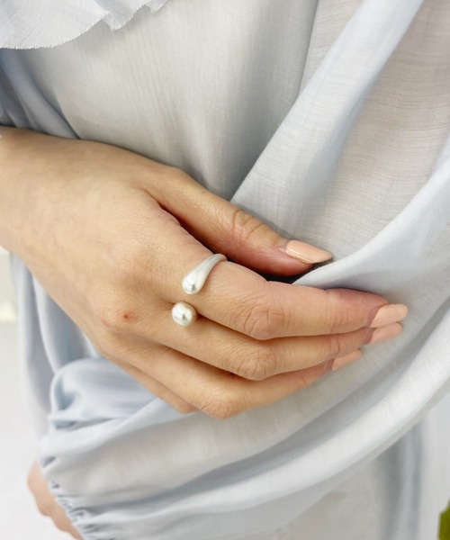 Heather（ヘザー）の「ボールドハグリング　263848（リング・レディース・シルバー/ゴールド・ONE SIZE）」の13枚目の写真