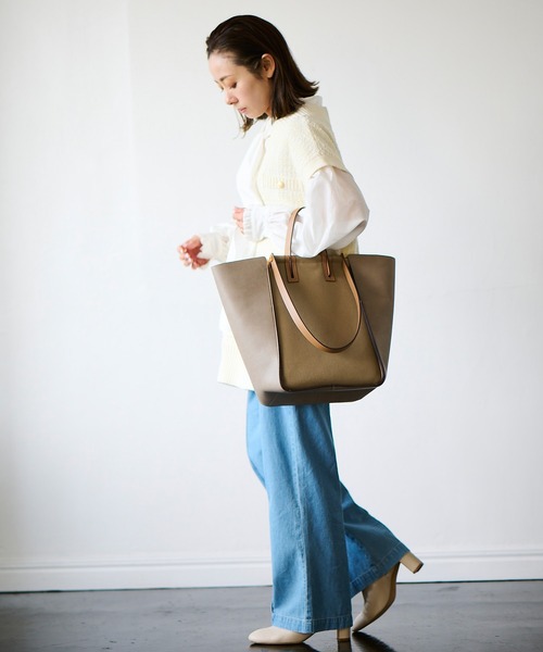 E'POR（エポール）の「【雑誌掲載】【E'POR】BUTTERFLY BAG  A4トート（トートバッグ・レディース・パープル/グレー系その他/ベージュ系その他/ブラウン/ブラック系その他/イエロー・FREE）」の9枚目の写真