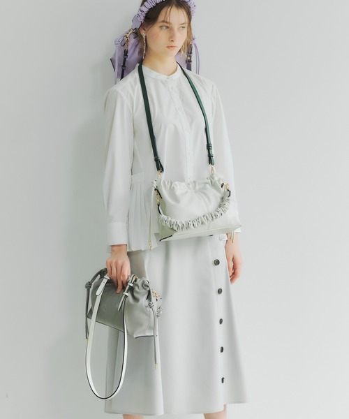 YECCA VECCA（イェッカヴェッカ）の「2wayギャザーバッグ　＊◆（クラッチバッグ・レディース・グレー/アイボリー/ラベンダー・FREE）」の7枚目の写真