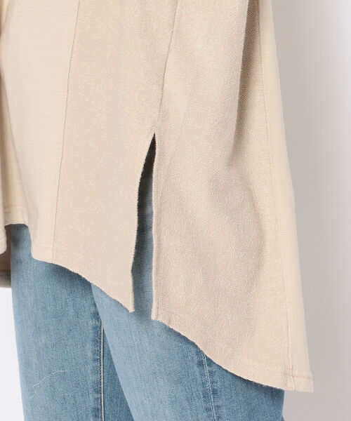 AVIREX(アヴィレックス)の「DENIM COMBI SWEAT/ デニムコンビスウェット(スウェット・レディース・チャコール/ベージュ・FREE)」の6枚目の写真